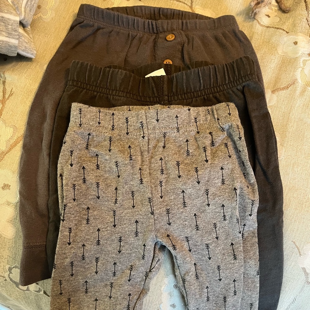 Infant pants set. Size 6m. 3 pairs